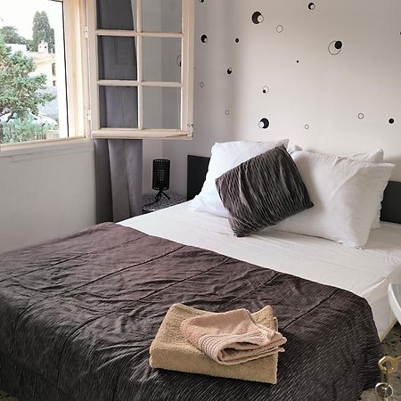 Chambre Double Avec Piscine Proche De Perpignan Rivesaltes Room photo